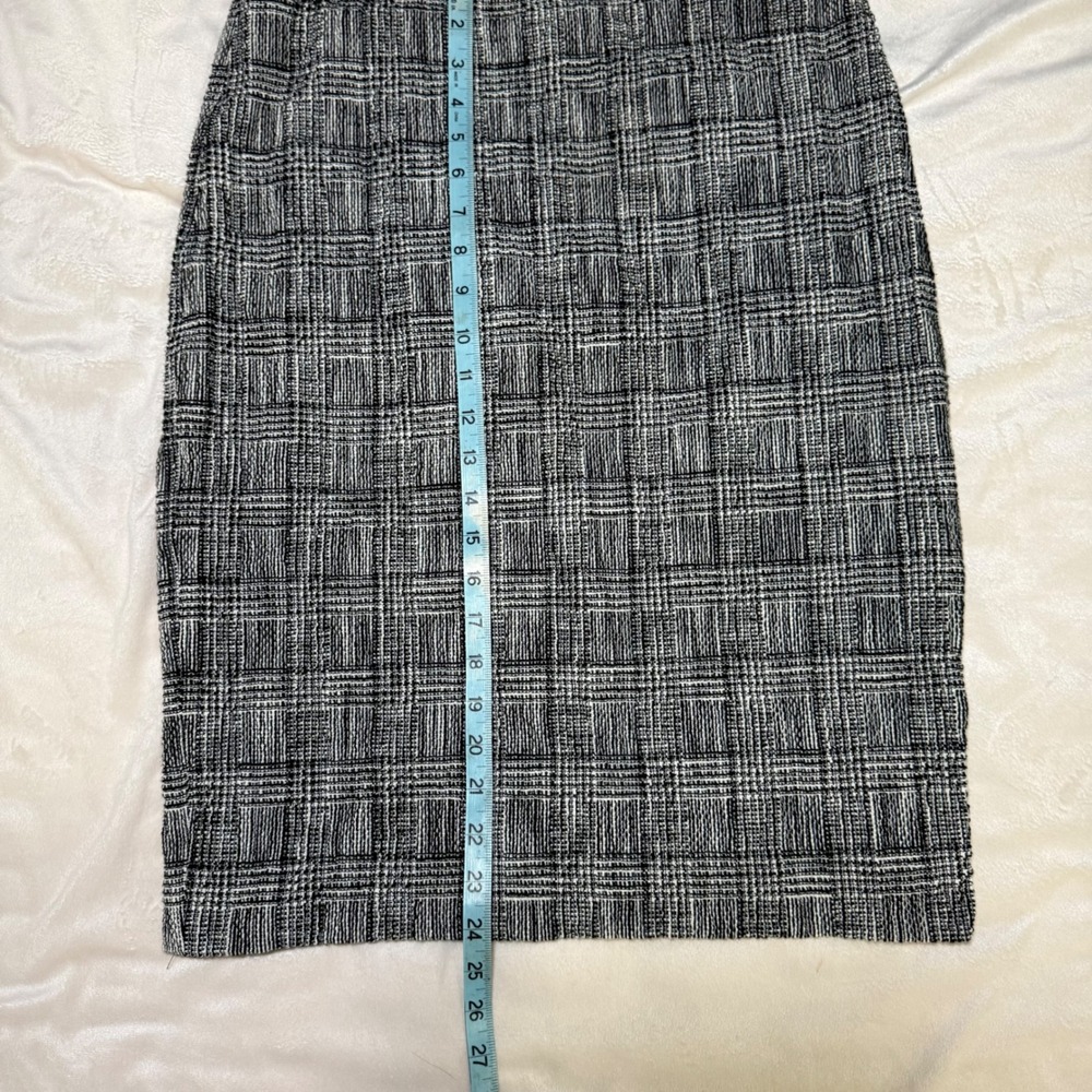 Banana Republic Plaid Pencil Skirt Black White Business Casual Women's Size 10 - Picture 7 of 8